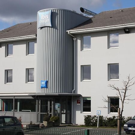 Ibis Budget Clermont Ferrand Nord Riom Esterno foto