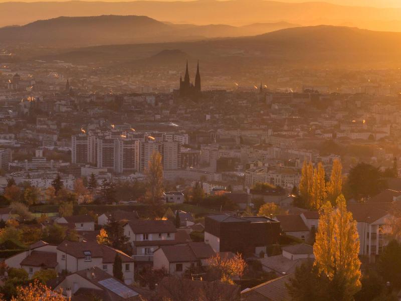 Ibis Budget Clermont Ferrand Nord Riom Esterno foto